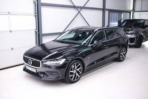 Volvo V60 2.0 T4 Momentum Pro | Trekhaak | 1e eig | Dealer onderhouden | Camera |