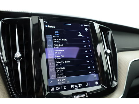 Volvo XC60 2.0 T6 Plug-in hybrid AWD Inscription Long Range | Massage | Head-up | Stoelventi. | Trekhaak | H&K audio |