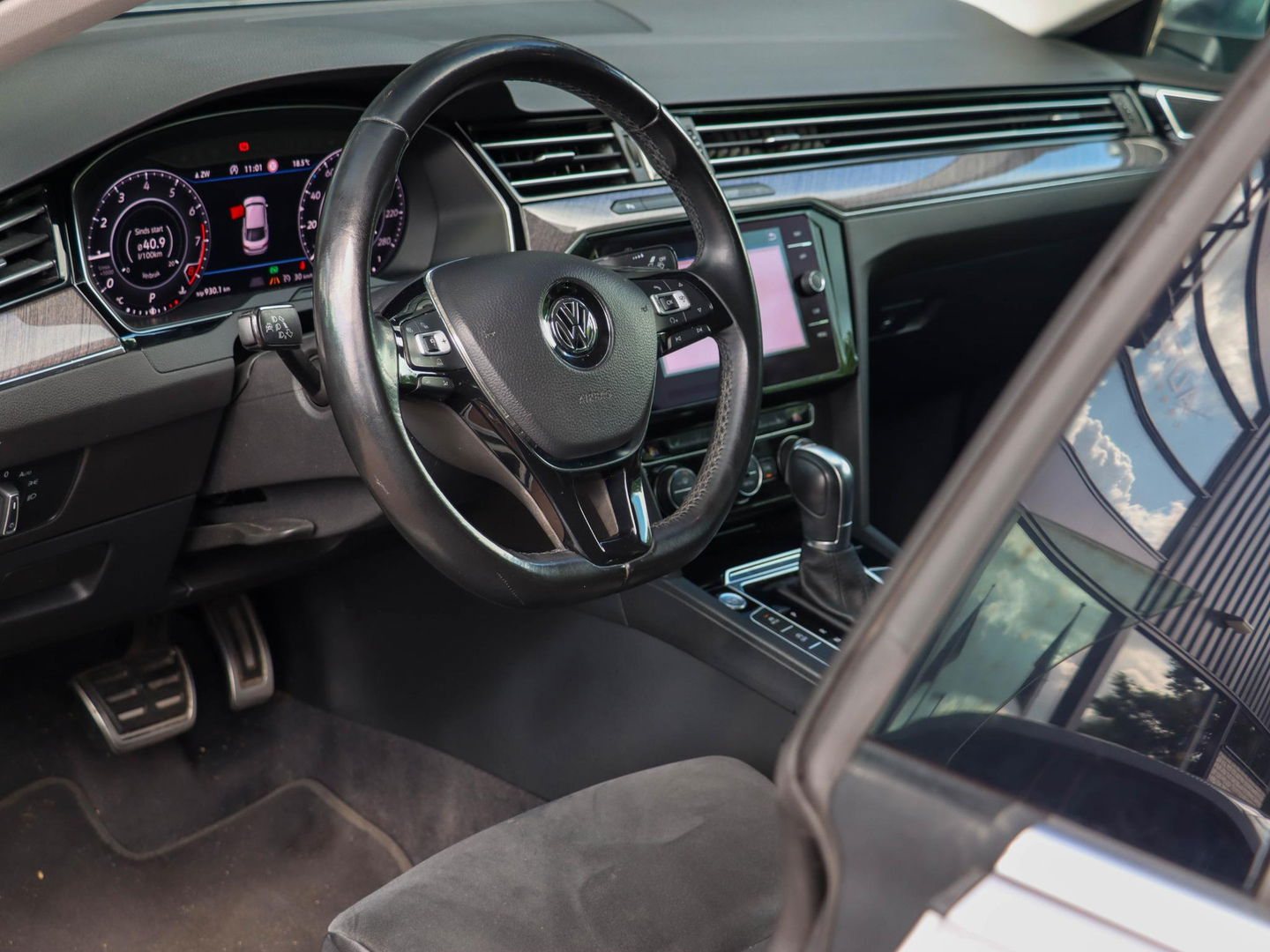 Volkswagen Arteon 1.5 TSI Elegance Business DSG Dealeronderhouden!