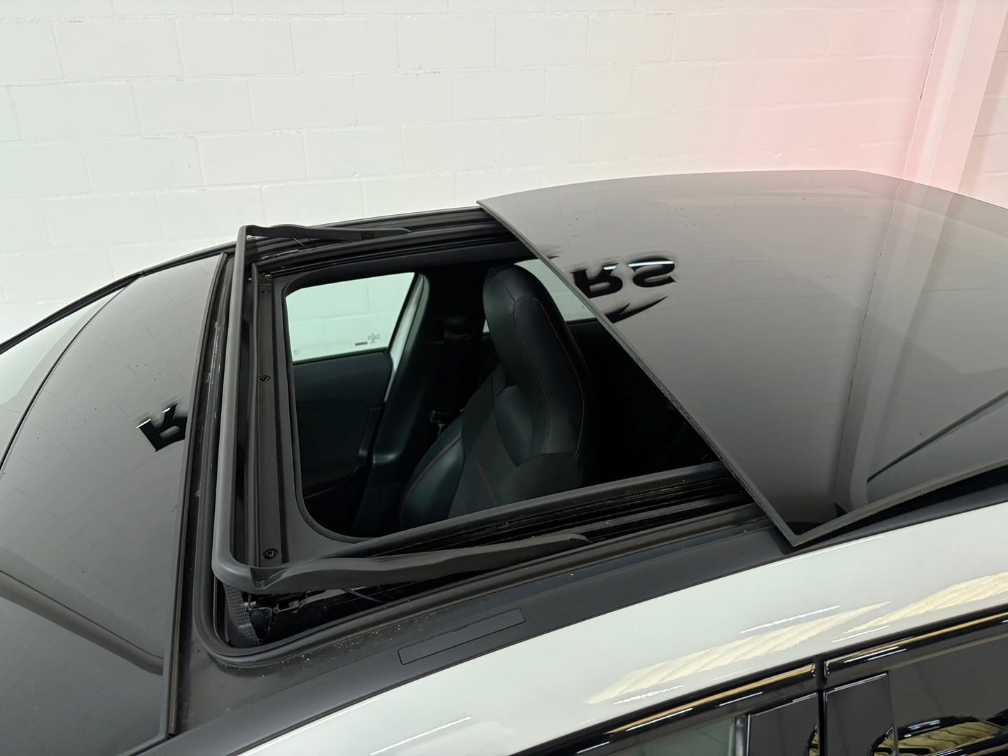 Mercedes-Benz A-Klasse 180 Premium Plus AMG*Pano*Night*Cam*Memory