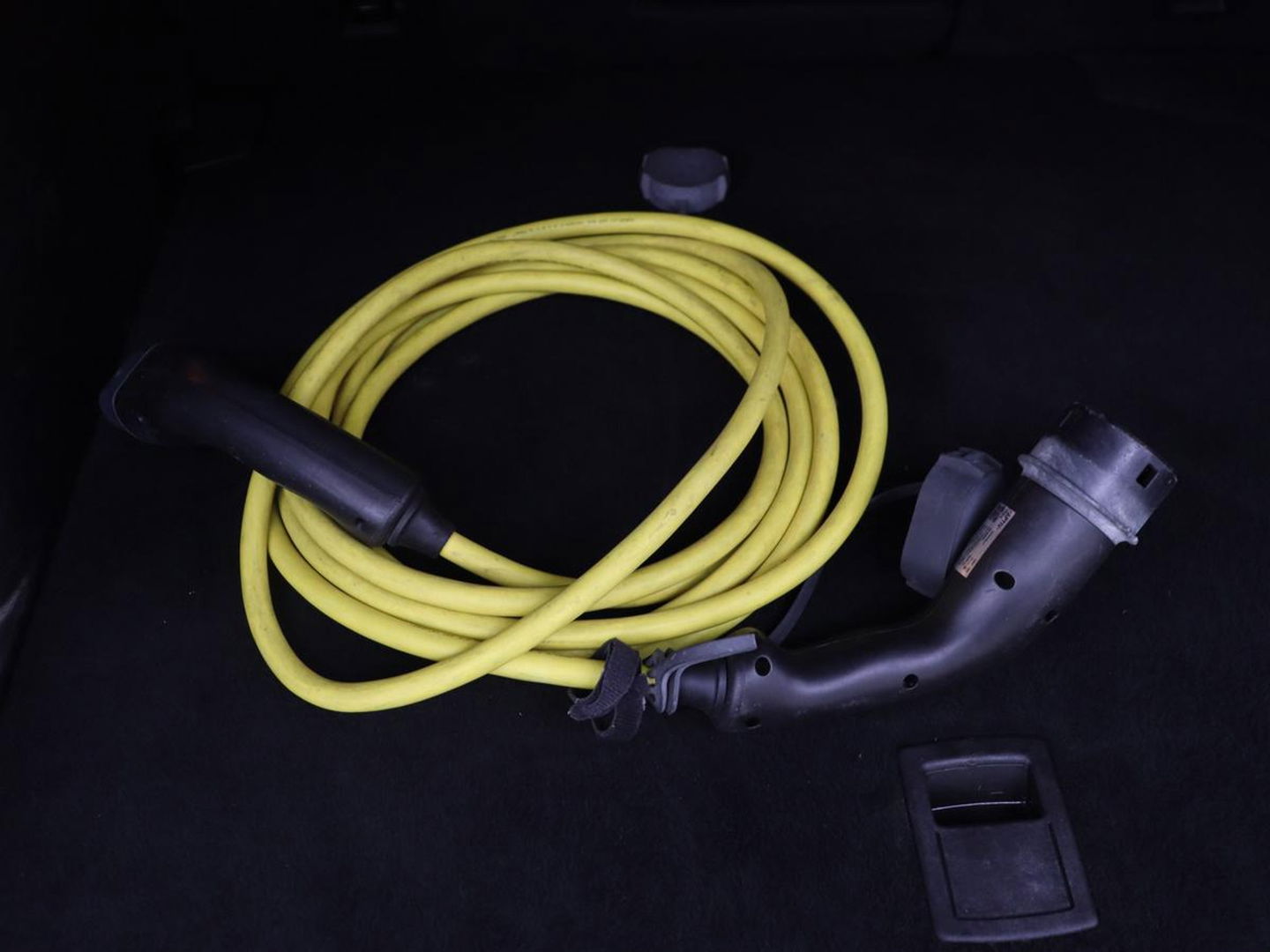 Jeep Compass 4xe 240 Plug-in Hybrid Electric S | Panoramadak | Leder | Stoelverwarming | Carplay | Camera | Navigatie | Keyless