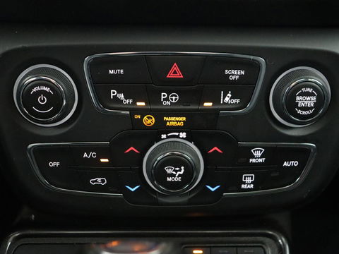 Jeep Compass 4xe 240 Plug-in Hybrid Electric S | Panoramadak | Leder | Stoelverwarming | Carplay | Camera | Navigatie | Keyless