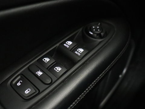 Jeep Compass 4xe 240 Plug-in Hybrid Electric S | Panoramadak | Leder | Stoelverwarming | Carplay | Camera | Navigatie | Keyless