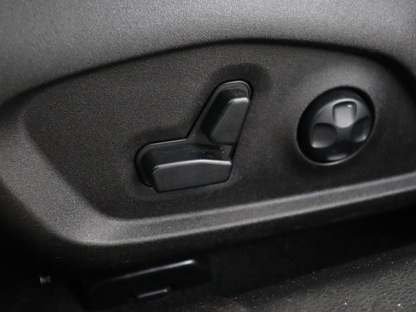 Jeep Compass 4xe 240 Plug-in Hybrid Electric S | Panoramadak | Leder | Stoelverwarming | Carplay | Camera | Navigatie | Keyless