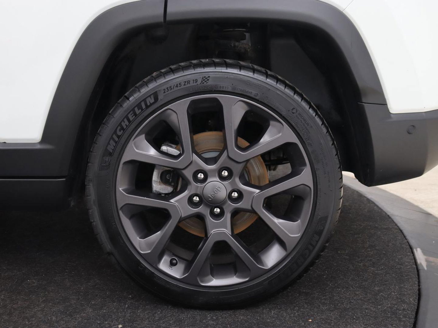 Jeep Compass 4xe 240 Plug-in Hybrid Electric S | Panoramadak | Leder | Stoelverwarming | Carplay | Camera | Navigatie | Keyless