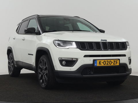 Jeep Compass 4xe 240 Plug-in Hybrid Electric S | Panoramadak | Leder | Stoelverwarming | Carplay | Camera | Navigatie | Keyless