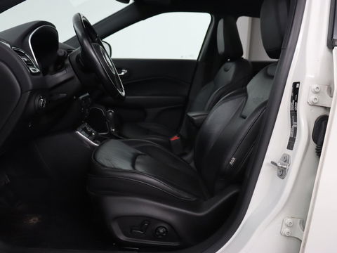 Jeep Compass 4xe 240 Plug-in Hybrid Electric S | Panoramadak | Leder | Stoelverwarming | Carplay | Camera | Navigatie | Keyless