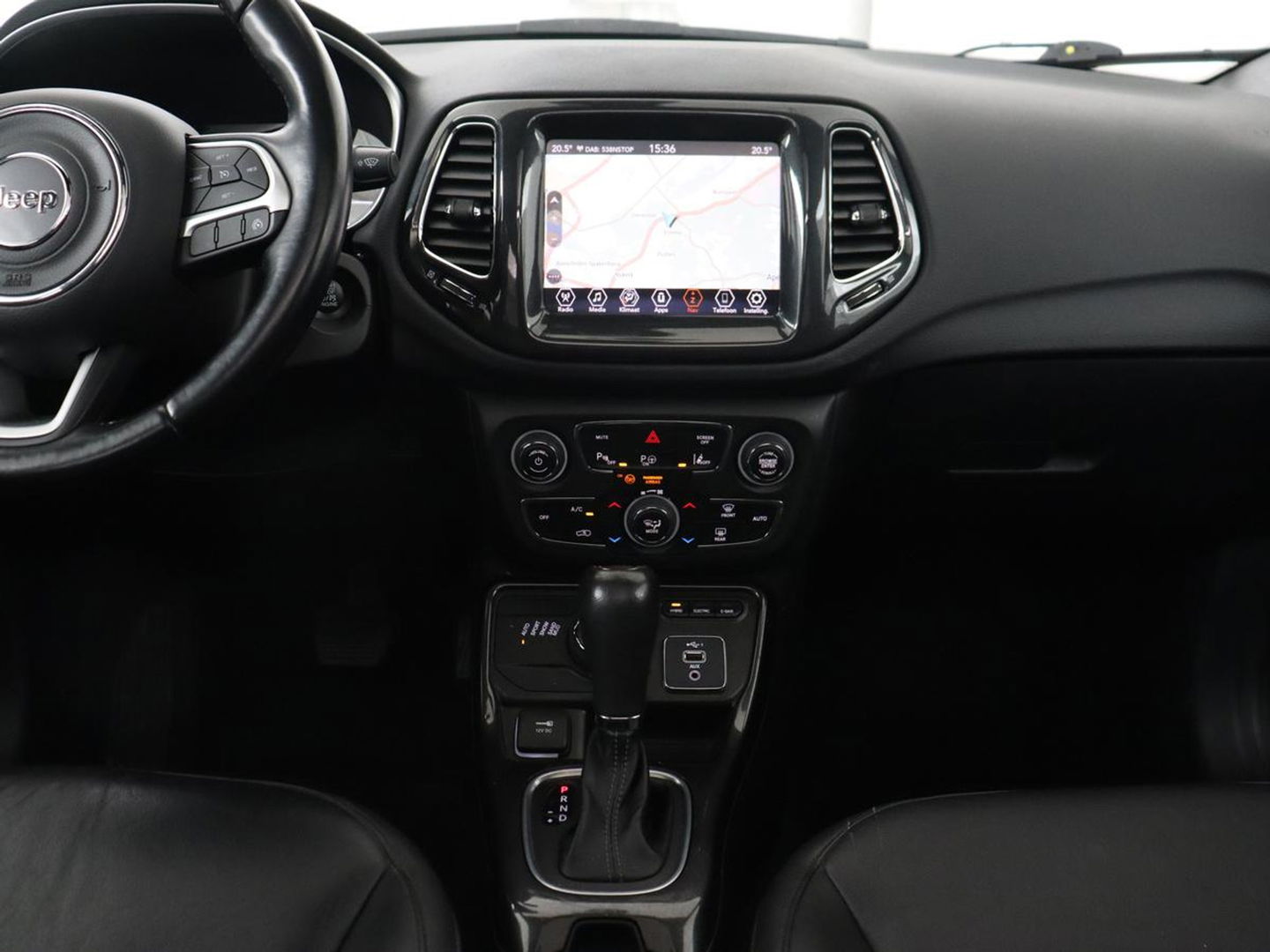 Jeep Compass 4xe 240 Plug-in Hybrid Electric S | Panoramadak | Leder | Stoelverwarming | Carplay | Camera | Navigatie | Keyless