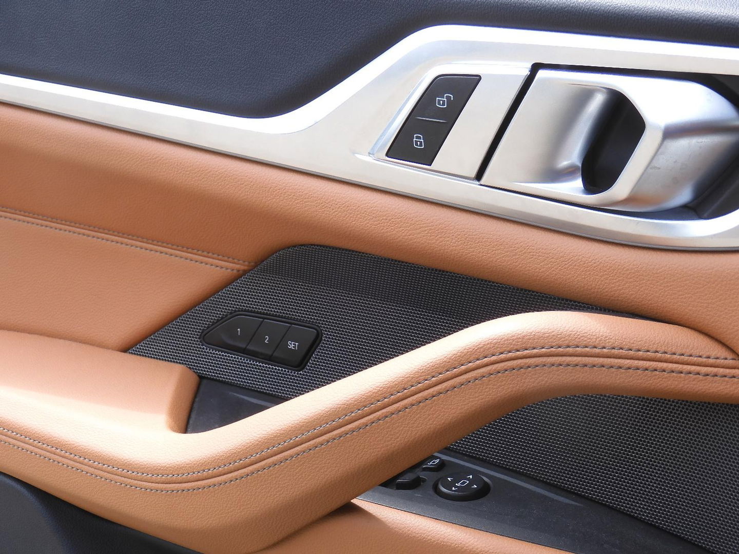 BMW i4 M50 M-SPORT/ KUIPSTOELEN/ SCHUIFDAK/ 360° CAMERA/ HEAD-UP/ 20INCH INDIVIDUAL VELGEN