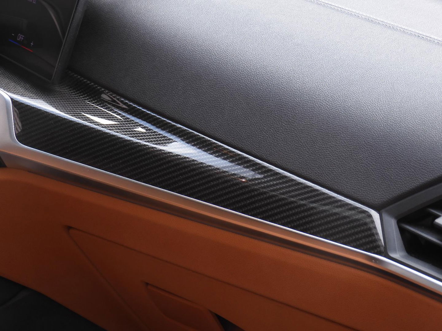 BMW i4 M50 M-SPORT/ KUIPSTOELEN/ SCHUIFDAK/ 360° CAMERA/ HEAD-UP/ 20INCH INDIVIDUAL VELGEN