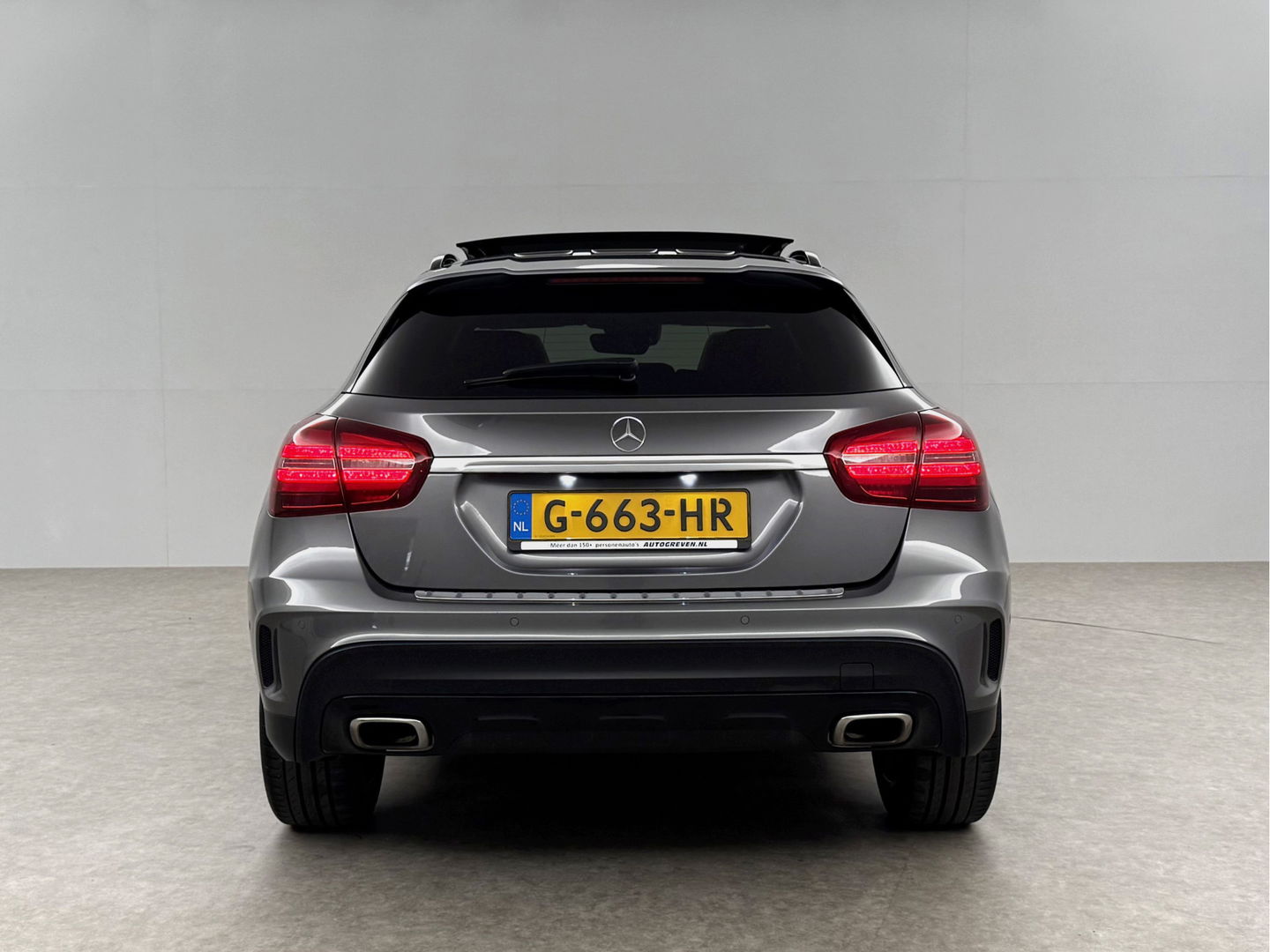 Mercedes-Benz GLA 180 AMG Night Upgrade | Pano | LED | Camera | Carplay | Parkeers. | NAP