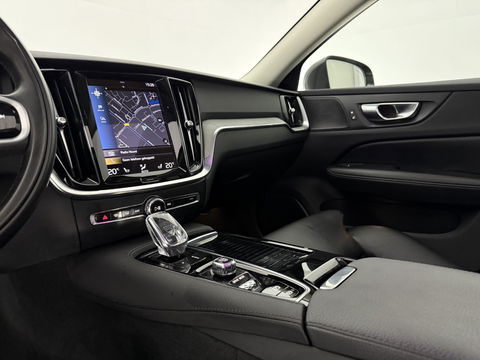 Volvo V60 2.0 T6 Recharge AWD 291PK Inscription | SOH 84% | 360° | Pano | H/K | Trekh. | Memory | HUD | Carplay | Leder | Stuur/Stoelverw. l NAP
