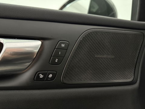 Volvo V60 2.0 T6 Recharge AWD 291PK Inscription | SOH 84% | 360° | Pano | H/K | Trekh. | Memory | HUD | Carplay | Leder | Stuur/Stoelverw. l NAP