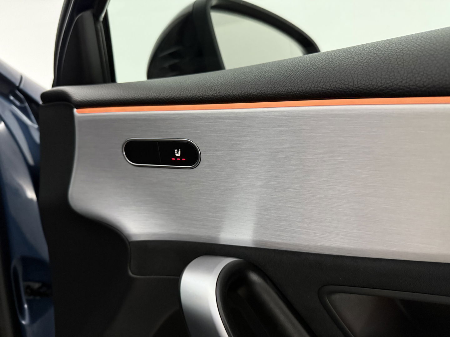 Mercedes-Benz A-Klasse 180 AMG | Pano | Sfeerverl. | Virtual | Camera | Carplay | LED | NAP