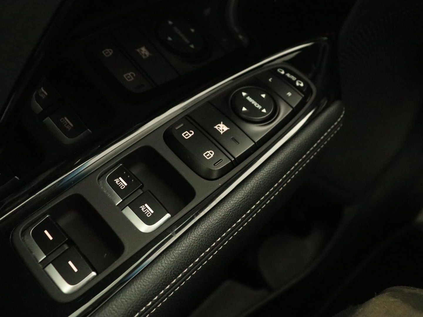 Kia Niro 1.6 GDI PHEV ExecutiveLine | Stoelventilatie | Leder | Adaptive cruise | Camera | JBL Sound | Full LED | Memory | Navigatie | Digital Cockpit | Plug In