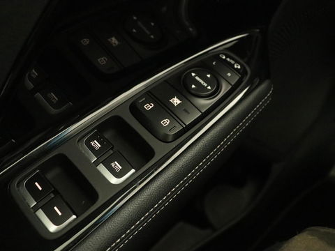 Kia Niro 1.6 GDI PHEV ExecutiveLine | Stoelventilatie | Leder | Adaptive cruise | Camera | JBL Sound | Full LED | Memory | Navigatie | Digital Cockpit | Plug In