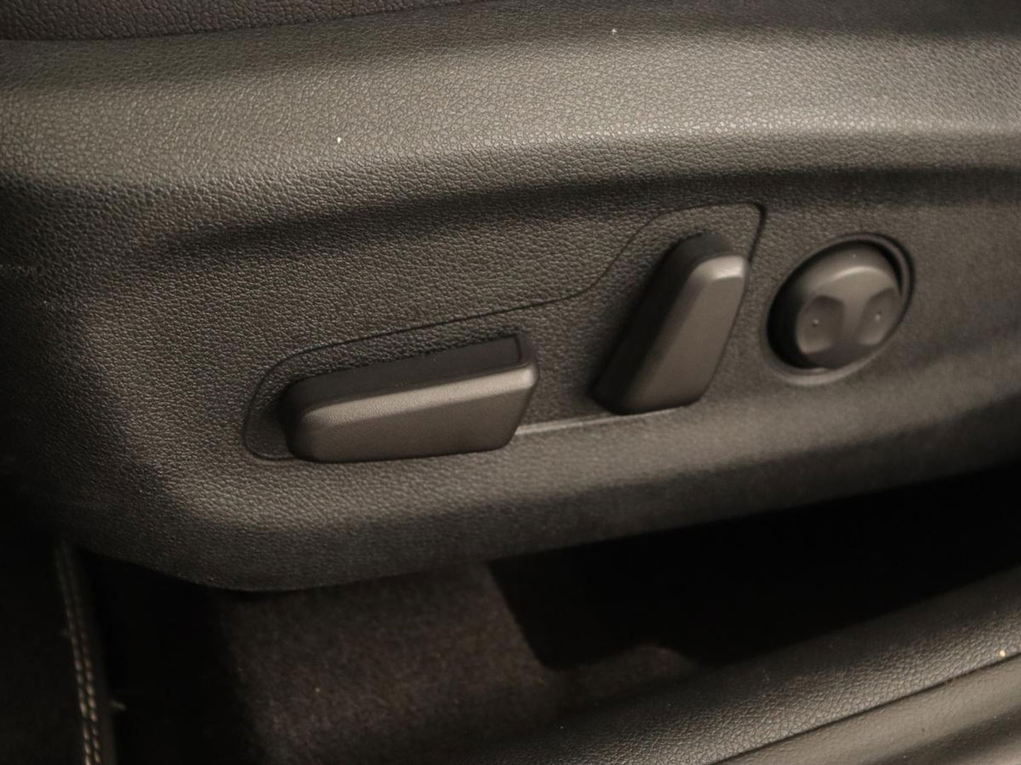 Kia Niro 1.6 GDI PHEV ExecutiveLine | Stoelventilatie | Leder | Adaptive cruise | Camera | JBL Sound | Full LED | Memory | Navigatie | Digital Cockpit | Plug In