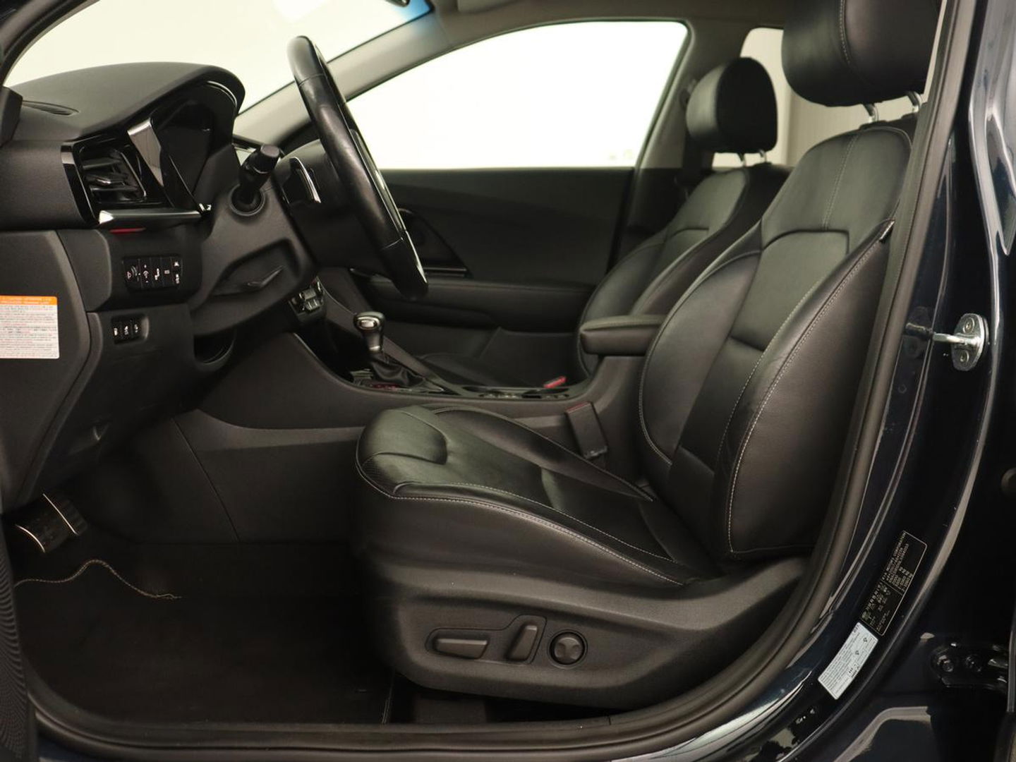 Kia Niro 1.6 GDI PHEV ExecutiveLine | Stoelventilatie | Leder | Adaptive cruise | Camera | JBL Sound | Full LED | Memory | Navigatie | Digital Cockpit | Plug In