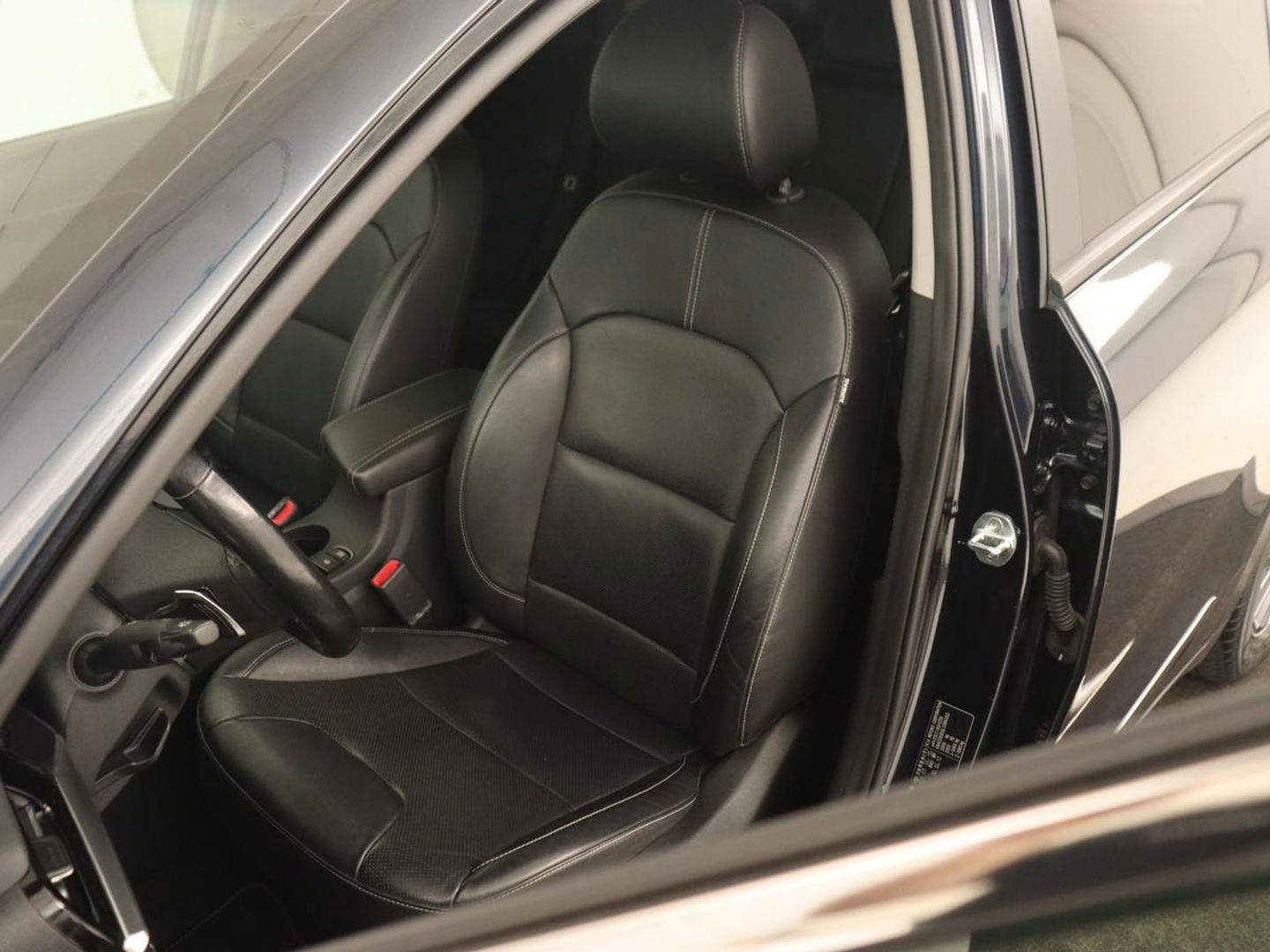 Kia Niro 1.6 GDI PHEV ExecutiveLine | Stoelventilatie | Leder | Adaptive cruise | Camera | JBL Sound | Full LED | Memory | Navigatie | Digital Cockpit | Plug In