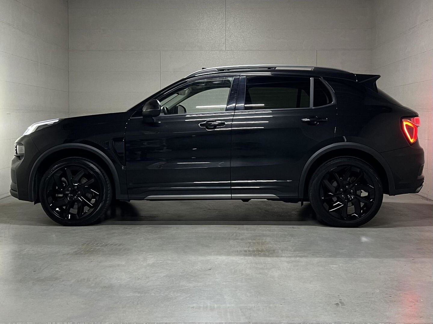 Lynk & Co 01 1.5 Plug-in Black Edition Sfeerver. 360° NAP