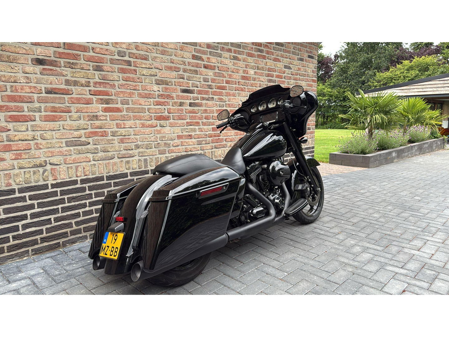 Harley Davidson 103 FLHXS Street Glide Blackout CVO Streetglide