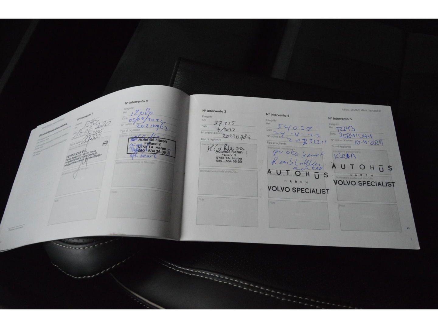 Volvo XC60 T4 R-Design | Panoramadak | Elektrische stoel | Trekhaak 2300KG | Cruise Control |