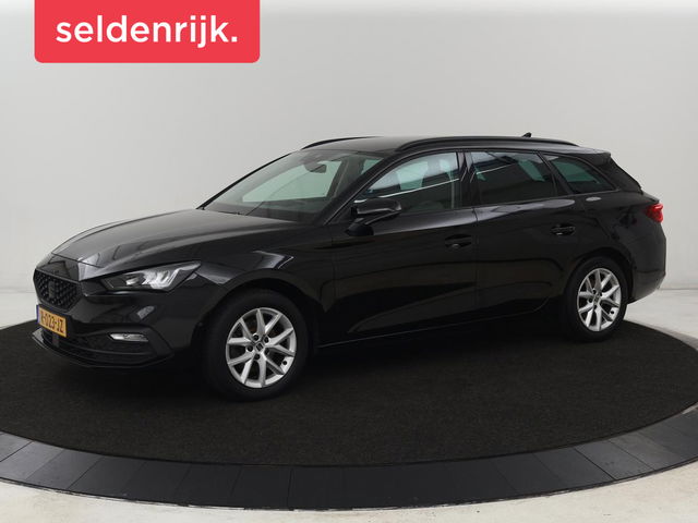 SEAT Leon - 1.0 TSI Style Intens | Trekhaak | Camera | Carplay | Navigatie | Adaptive cruise | DAB | Parkeerhulp | Full LED | Climate control
