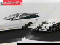 BMW 3-serie - 320e M Sport | Panoramadak | Trekhaak | Stoelverwarming | Carplay | Sportstoelen | Leder/Alcantara | Navigatie | Widescreen Display | Sfeerverlichting | Parkeerhulp | PHEV | Plug In