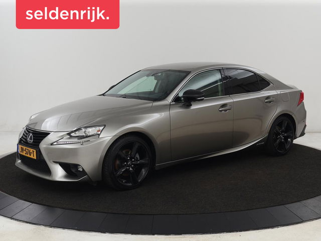 Lexus IS - 300h Sport Edition | Full LED | Stoelverwarming | Half leder | Camera | Navigatie | Elektrische stoelen | Climate control
