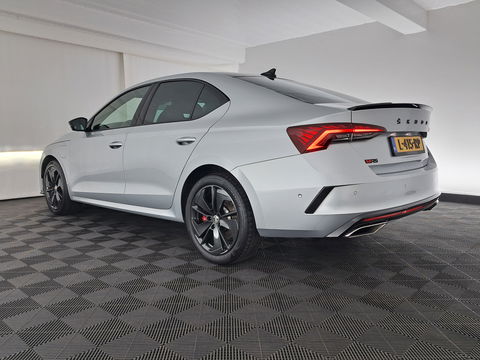 Škoda Octavia 1.4 TSI RS IV PHEV BUSINESS (INCL-BTW) Aut. *MICROFIBRE | DIGI-COCKPIT | HEATED-SPORTSEATS | CRUISE | AMBIENT-LIGHT | NAVI-FULLMAP | DAB | CARPLAY | SHIFTPADDLES | LANE-ASSIST | FULL-LED | 18 "ALU*