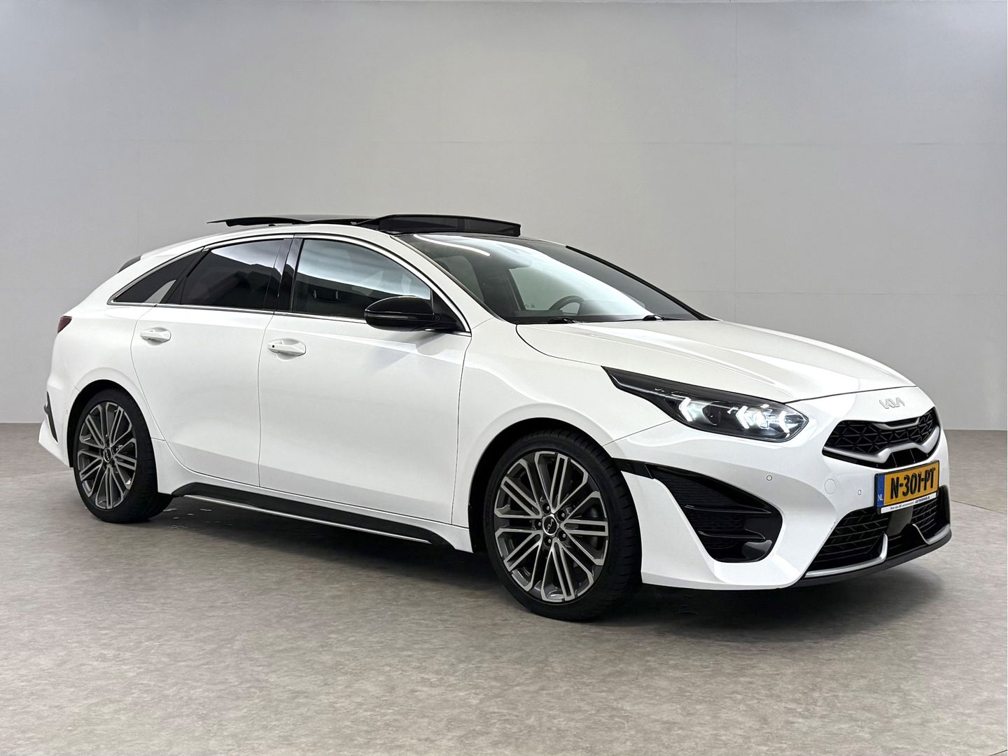 Kia ProCeed 1.5 T-GDi GT-PlusLine | Pano | Virtual | Camera | JBL | Adap. Cruise | Memory | Navi | NAP