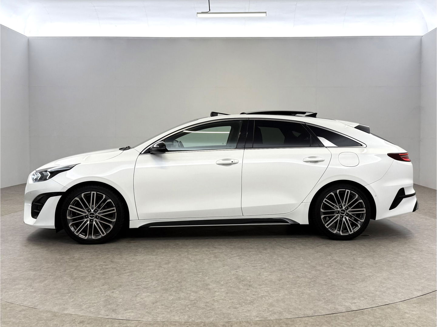 Kia ProCeed 1.5 T-GDi GT-PlusLine | Pano | Virtual | Camera | JBL | Adap. Cruise | Memory | Navi | NAP
