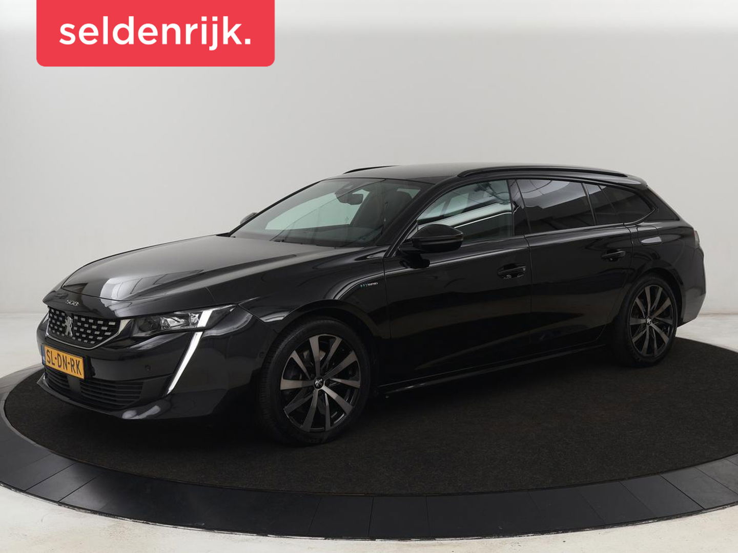 Peugeot 508 1.6 HYbrid GT Line | Trekhaak | Adaptive cruise | FOCAL Sound | Camera | Carplay | Half leder | Keyless | Full LED | Navigatie | Parkeerhulp | Climate control | PHEV | Plug In