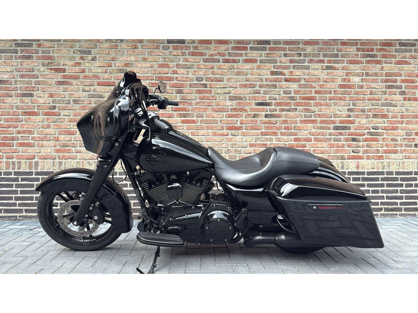 Harley Davidson 103 FLHXS Street Glide Blackout CVO Streetglide