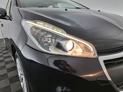 Peugeot 208 1.2 PureTech Blue Lion *AIRCO | NAVI | PDC*