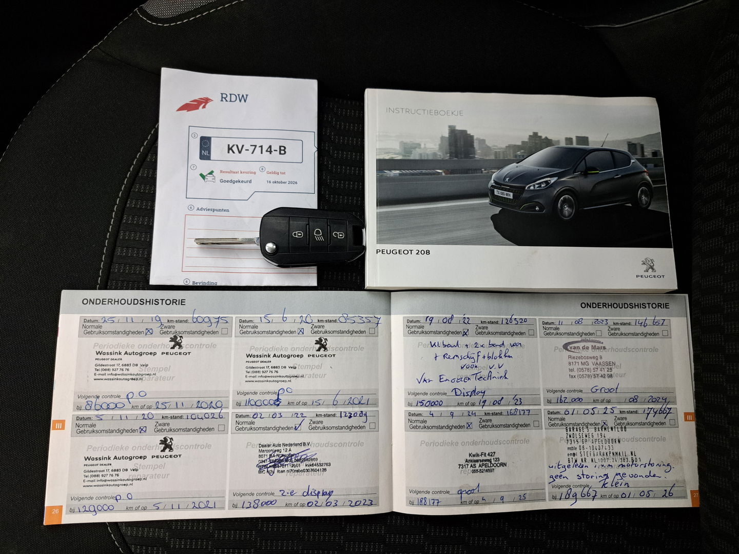 Peugeot 208 1.2 PureTech Blue Lion *AIRCO | NAVI-FULLMAP | COMFORT-SEATS | CRUISE | PDC*