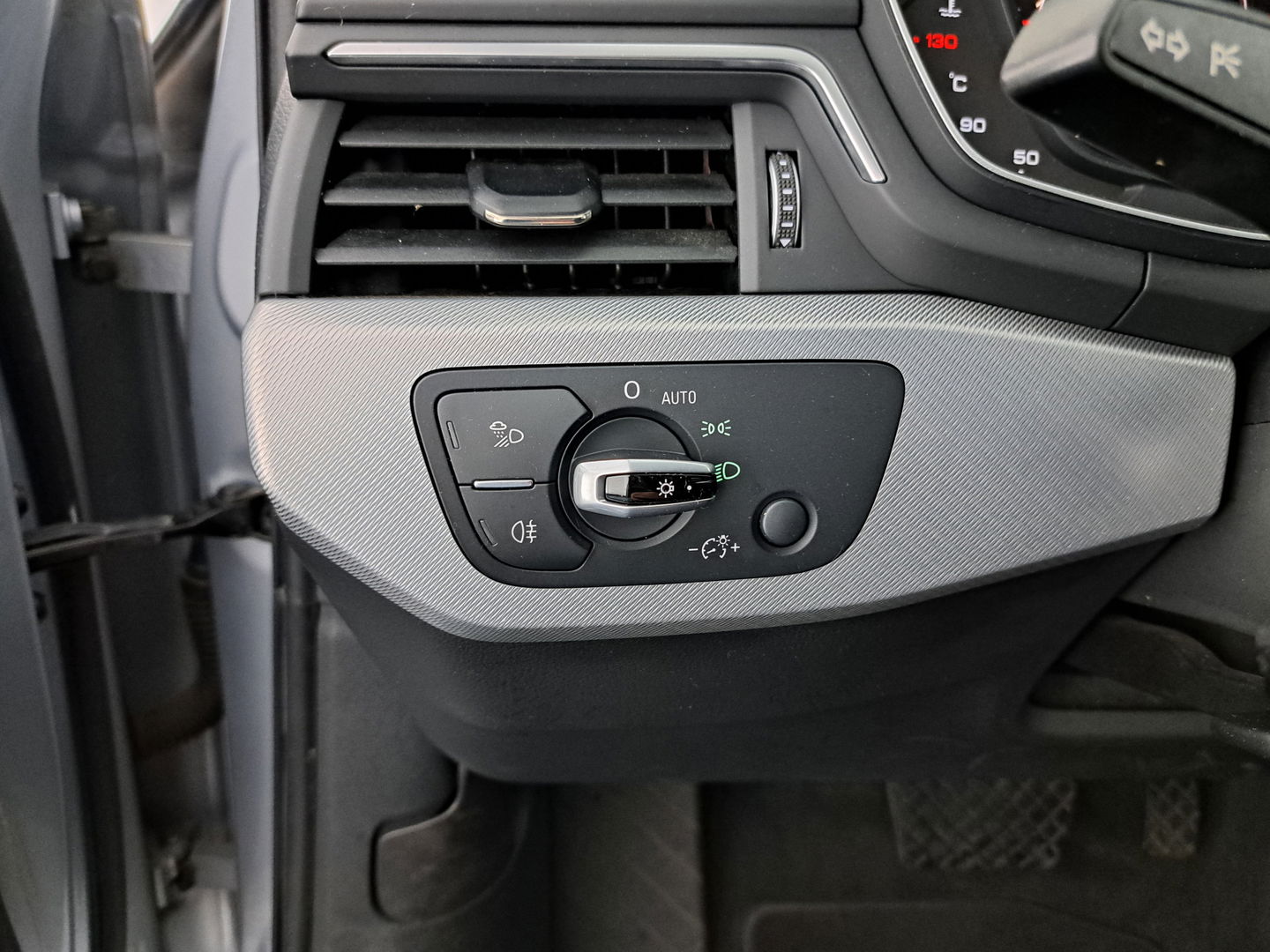 Audi A4 Avant 2.0 TDI ultra Sport Pro Line S (INCL-BTW) *AUT | SPORT SEAT | VIRTUAL | TOWBAR | 17 INCH*