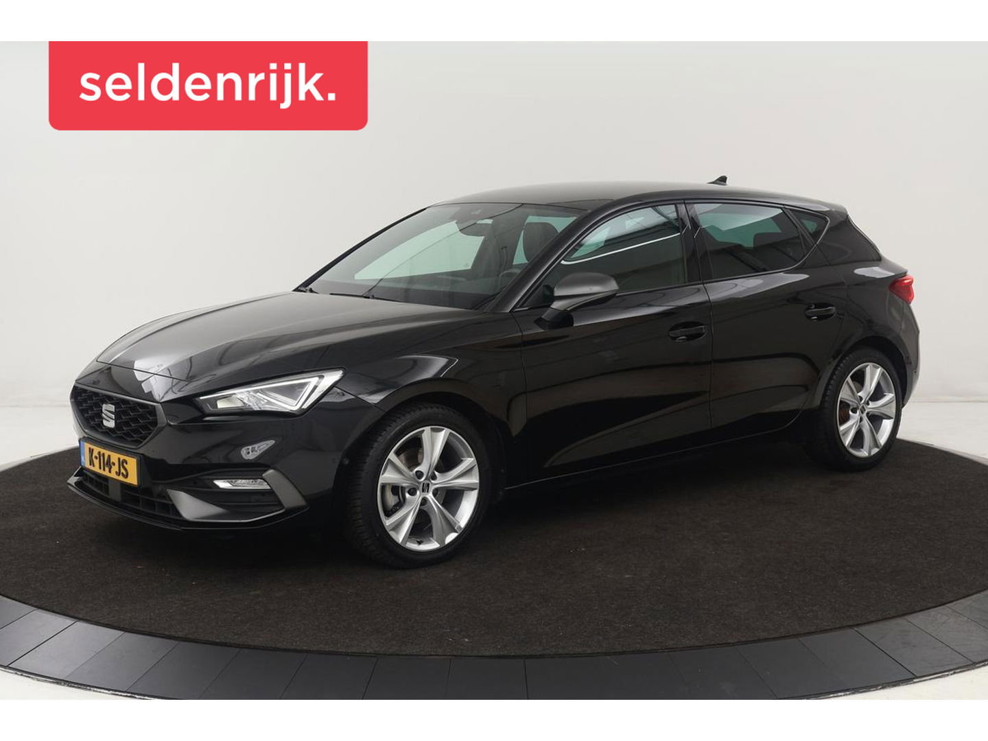 SEAT Leon 1.5 eTSI FR Launch Edition | Carplay | Stoel & stuurverwarming | Camera | Adaptive cruise | Navigatie | Keyless | Full LED | Sportstoelen