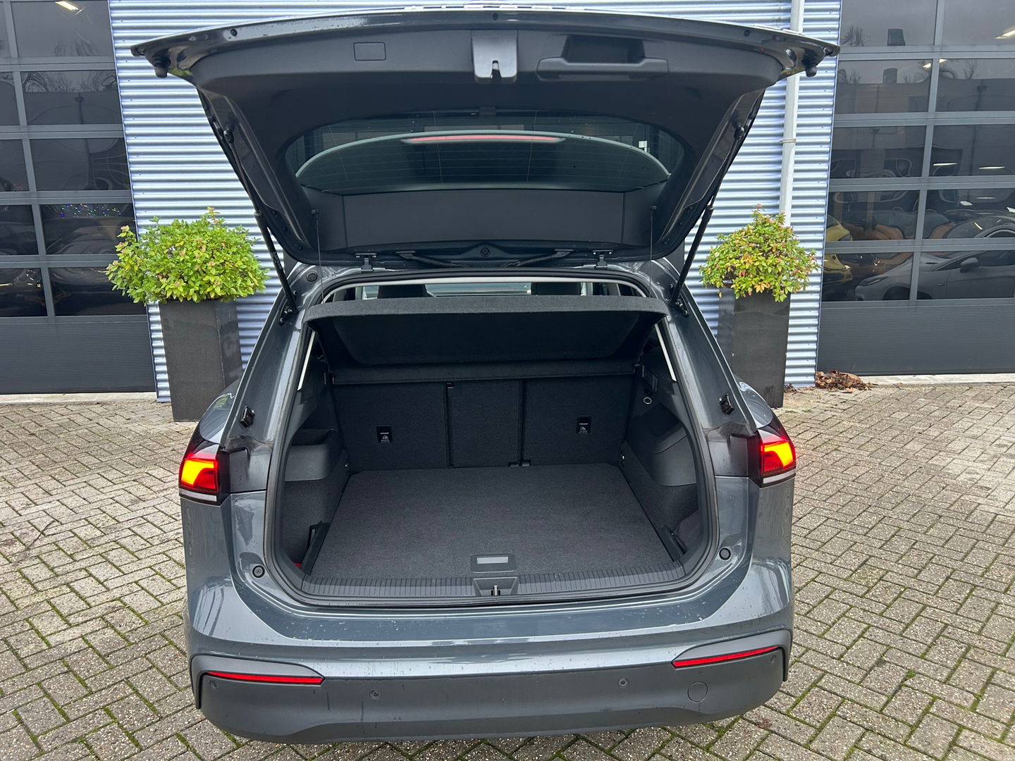 Volkswagen Tiguan 1.5 eTSI Life Edition ACC|Winterpakket|Automaat|Sfeerverlichting|Cruise