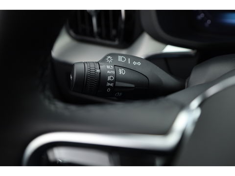 Volvo XC60 2.0 T6 Plug-in hybrid AWD Plus Black Edition | Pano | 360Cam | Stoel- Stuurverw. | Memory | Harman Kardon | CarPlay | 21''