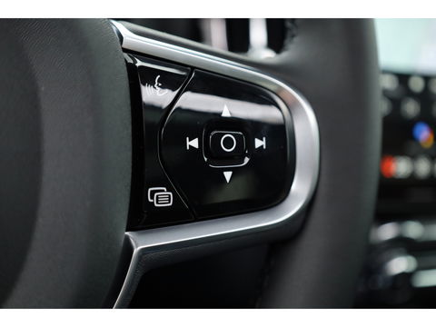 Volvo XC60 2.0 T6 Plug-in hybrid AWD Plus Black Edition | Pano | 360Cam | Stoel- Stuurverw. | Memory | Harman Kardon | CarPlay | 21''