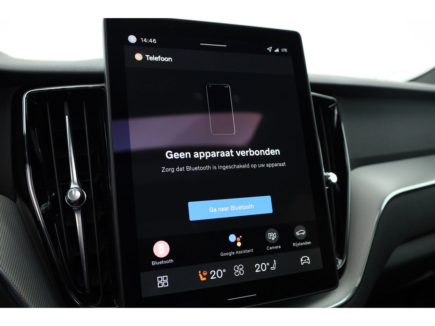 Volvo XC60 2.0 T6 Plug-in hybrid AWD Plus Black Edition | Pano | 360Cam | Stoel- Stuurverw. | Memory | Harman Kardon | CarPlay | 21''