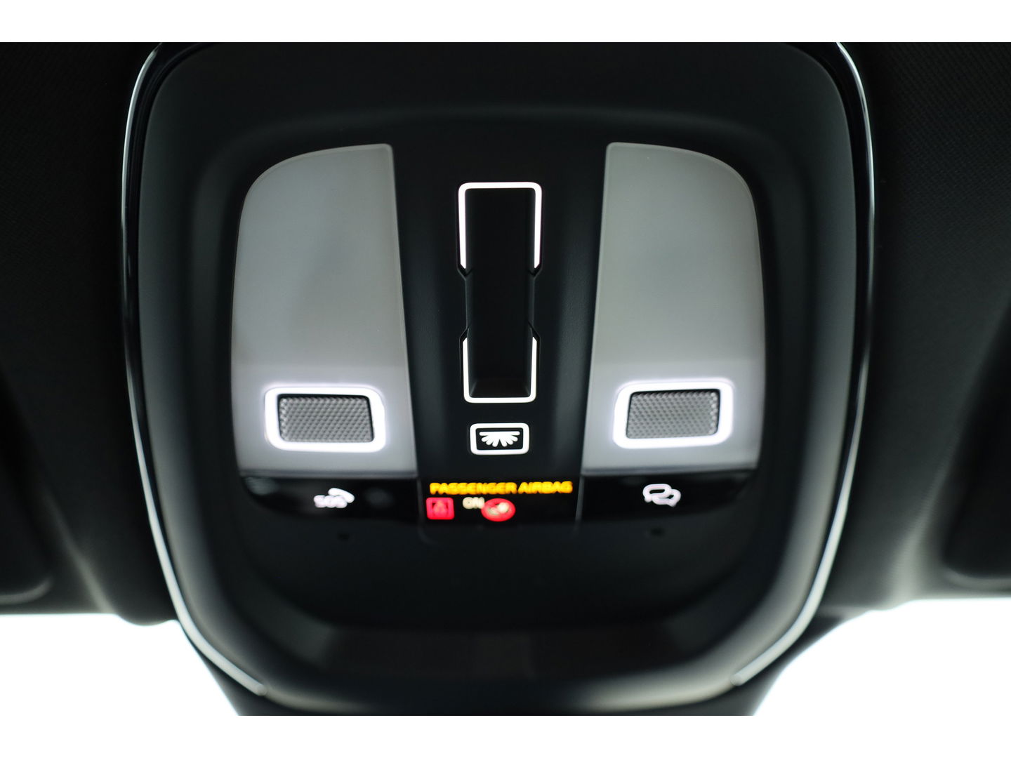 Volvo XC60 2.0 T6 Plug-in hybrid AWD Plus Black Edition | Pano | 360Cam | Stoel- Stuurverw. | Memory | Harman Kardon | CarPlay | 21''