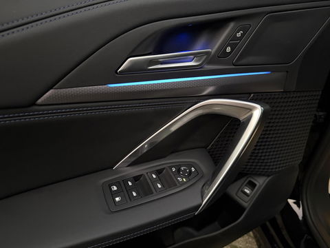 BMW X1 xDrive30e 20 inc l Pano l Zeer luxe l Hybrid