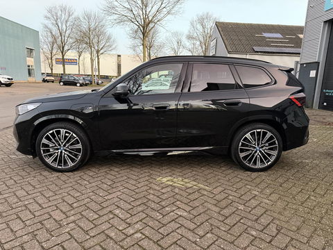 BMW X1 xDrive30e 20 inc l Pano l Zeer luxe l Hybrid