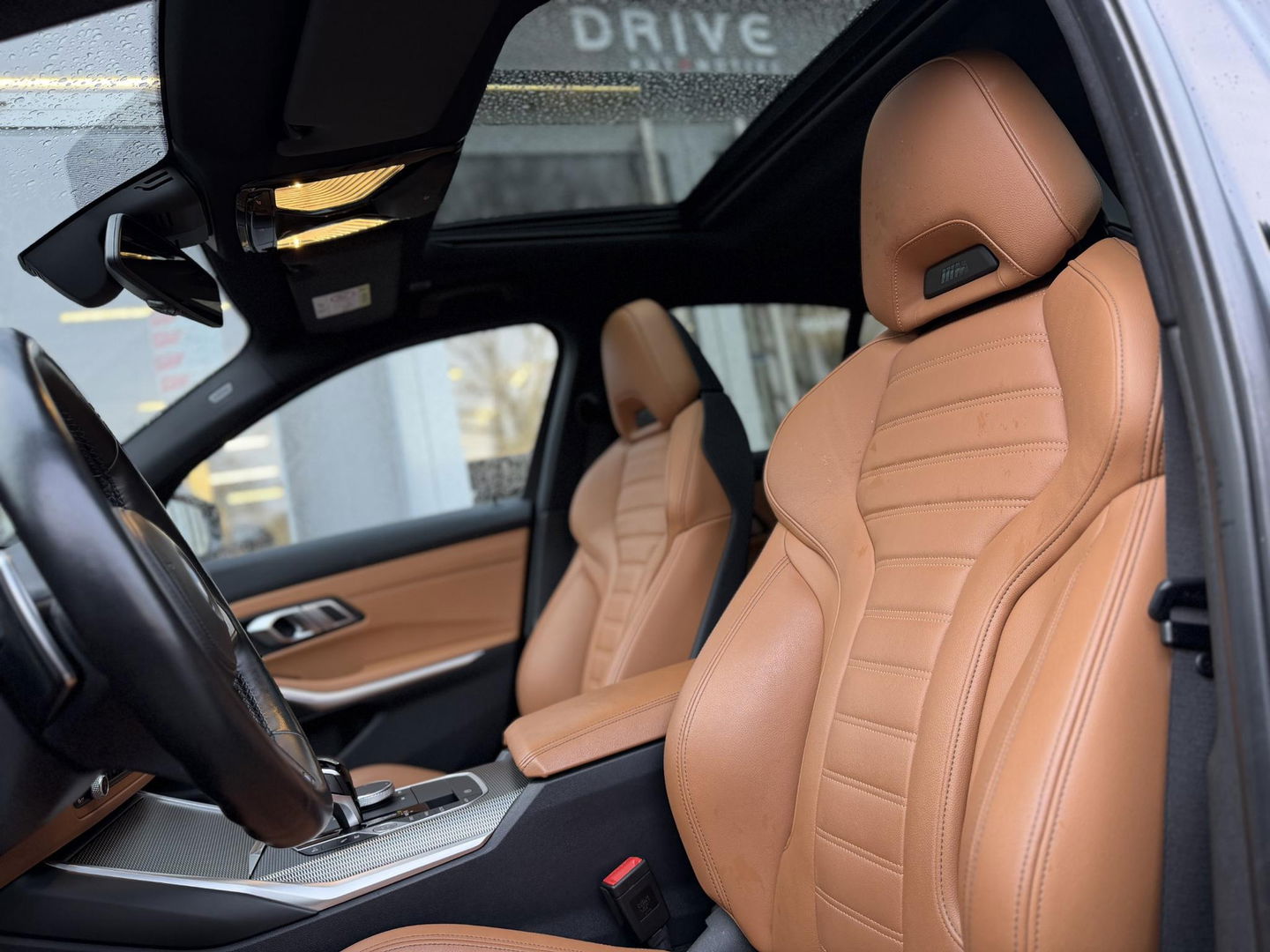 BMW 3-serie 330e High Ex. M-Sport Plus |Schuif/kantel dak|M-Seats|Memory|19"|HiFi