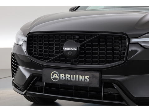 Volvo XC60 2.0 T6 Plug-in hybrid AWD Plus Black Edition | Luchtvering | Head-up | 360 camera | ACC | Pano-dak | H&K audio |