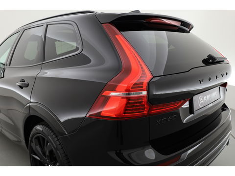 Volvo XC60 2.0 T6 Plug-in hybrid AWD Plus Black Edition | Luchtvering | Head-up | 360 camera | ACC | Pano-dak | H&K audio |