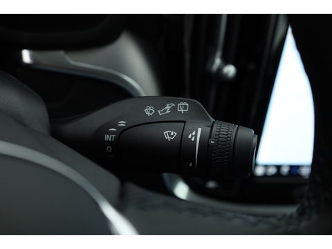 Volvo V60 T6 Recharge Plus Bright | Trekhaak | 360 camera | 4x stoel- + stuurverw. | H&K |