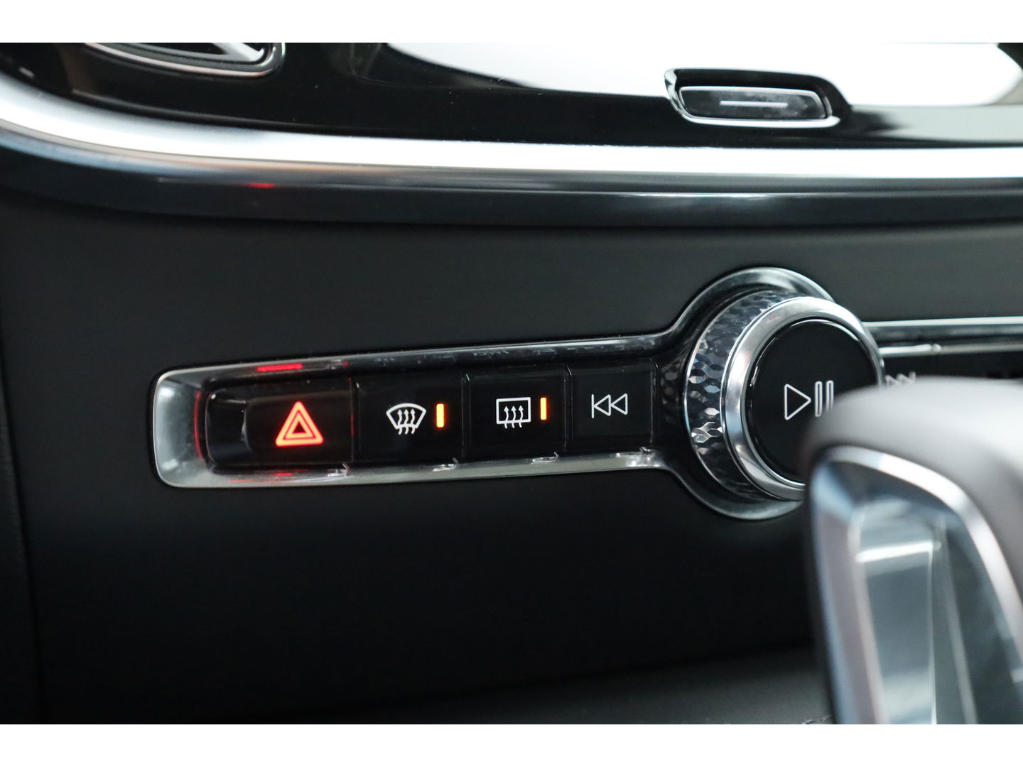 Volvo V60 T6 Recharge Plus Bright | Trekhaak | 360 camera | 4x stoel- + stuurverw. | H&K |